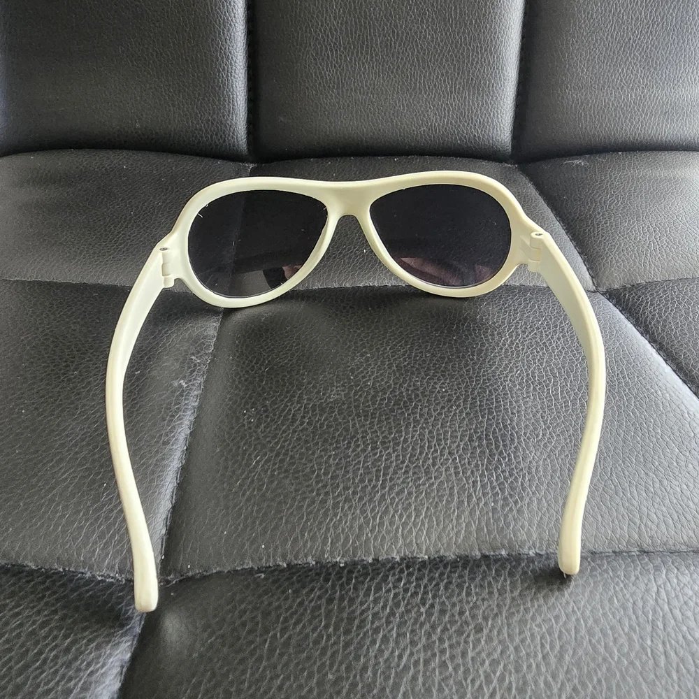 Stylish Cream Sunglasses